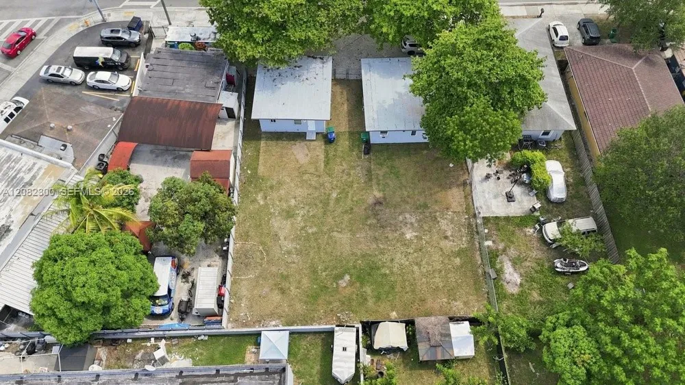 10219 SW 184th St Cutler Bay, FL 33157