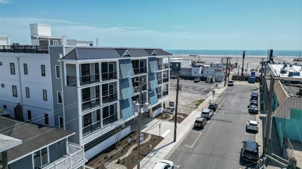 323 E Oak Avenue Wildwood, NJ 08260
