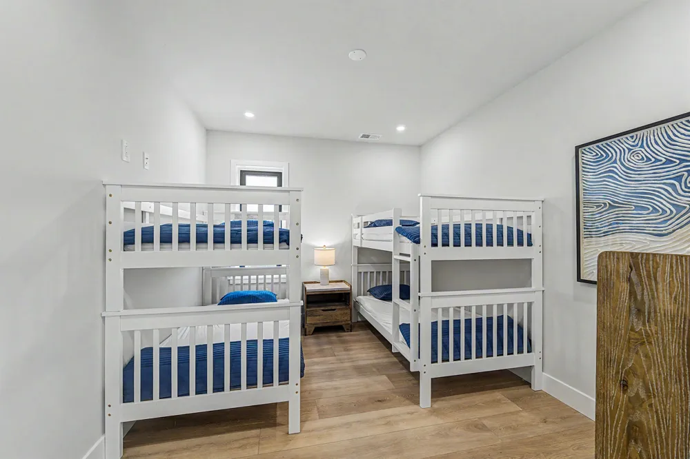 323 E Oak Avenue Wildwood, NJ 08260