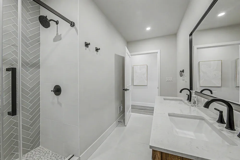 323 E Oak Avenue Wildwood, NJ 08260