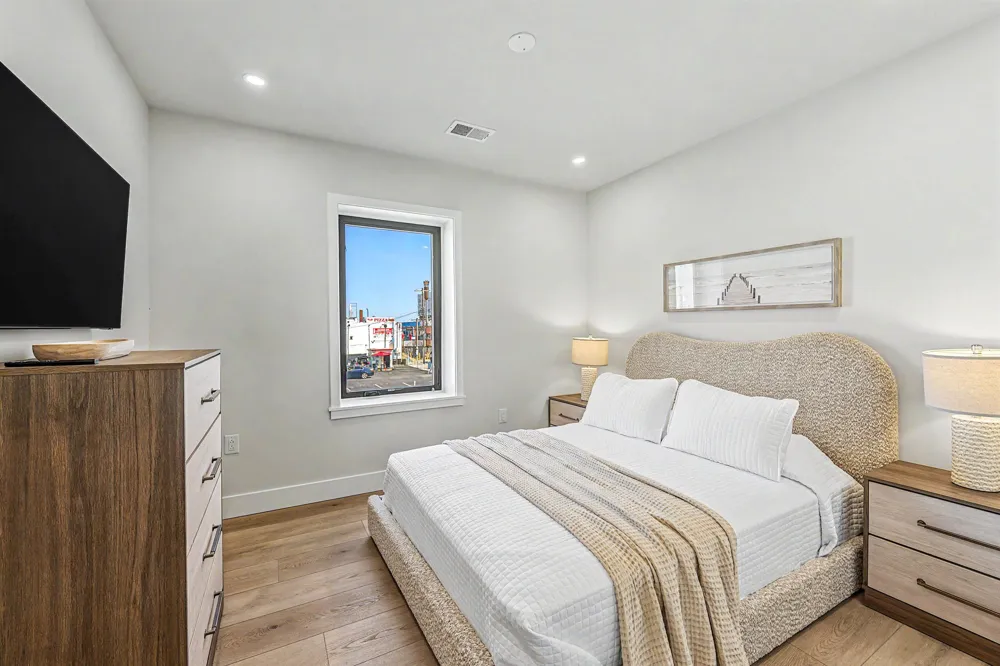 323 E Oak Avenue Wildwood, NJ 08260