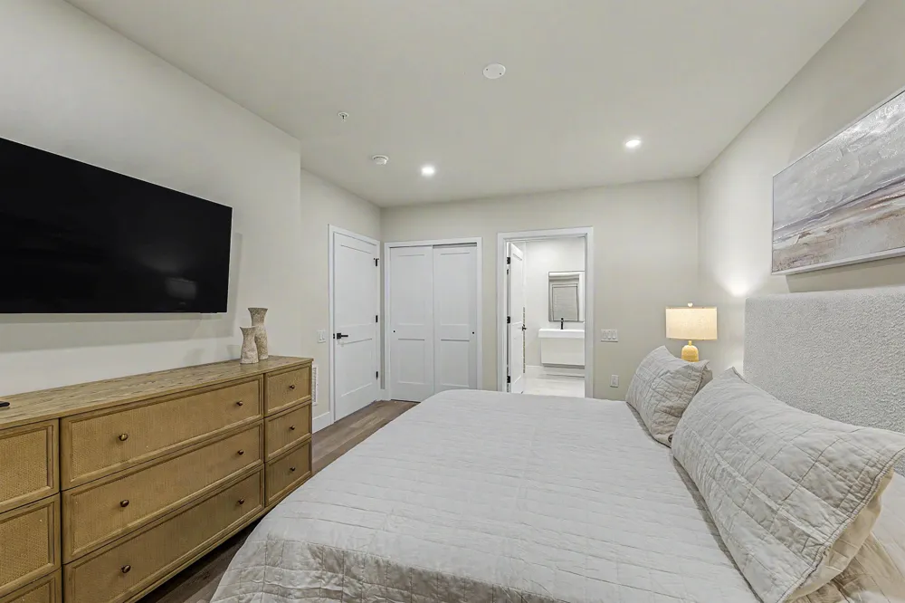 323 E Oak Avenue Wildwood, NJ 08260