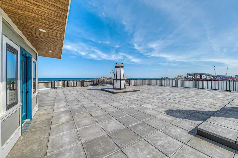 323 E Oak Avenue Wildwood, NJ 08260