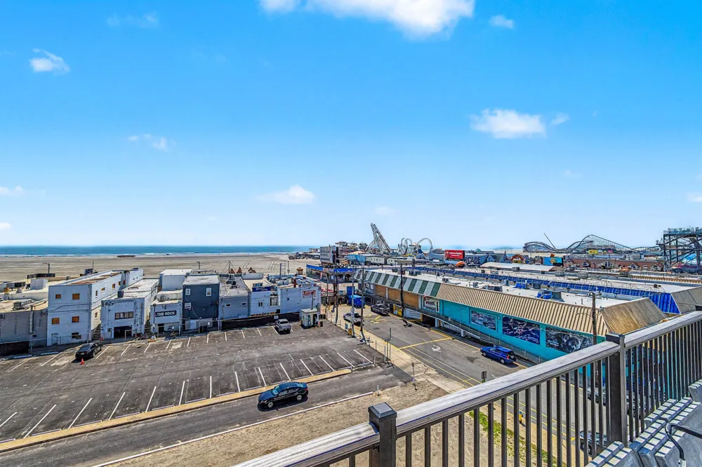 323 E Oak Avenue Wildwood, NJ 08260