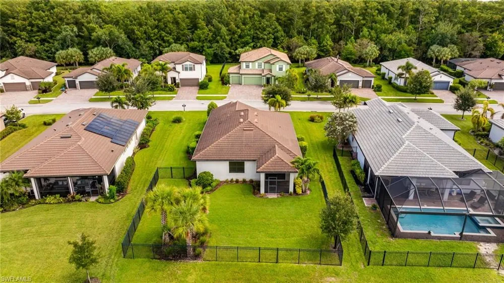 3421 Hampton Boulevard Alva, FL 33920