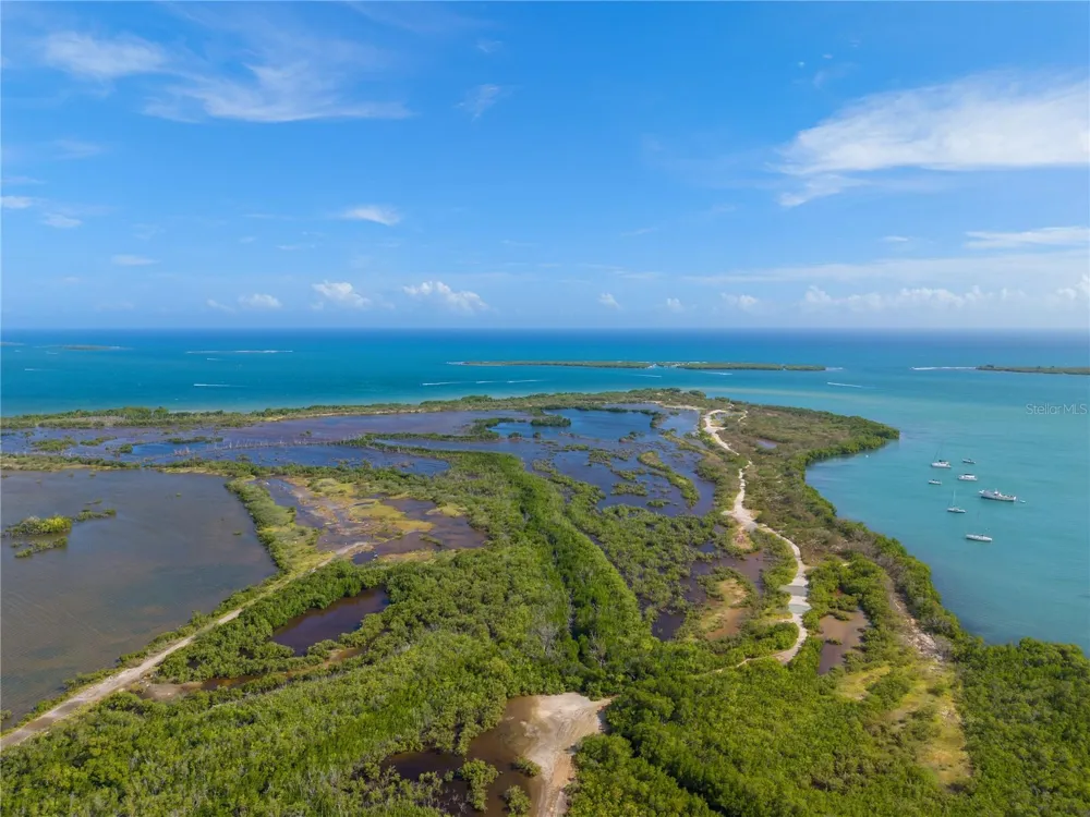 Km. 12.2 BARRIO AGUIRRE Salinas, PR 00751