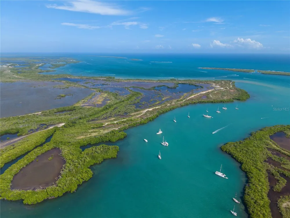Km. 12.2 BARRIO AGUIRRE Salinas, PR 00751