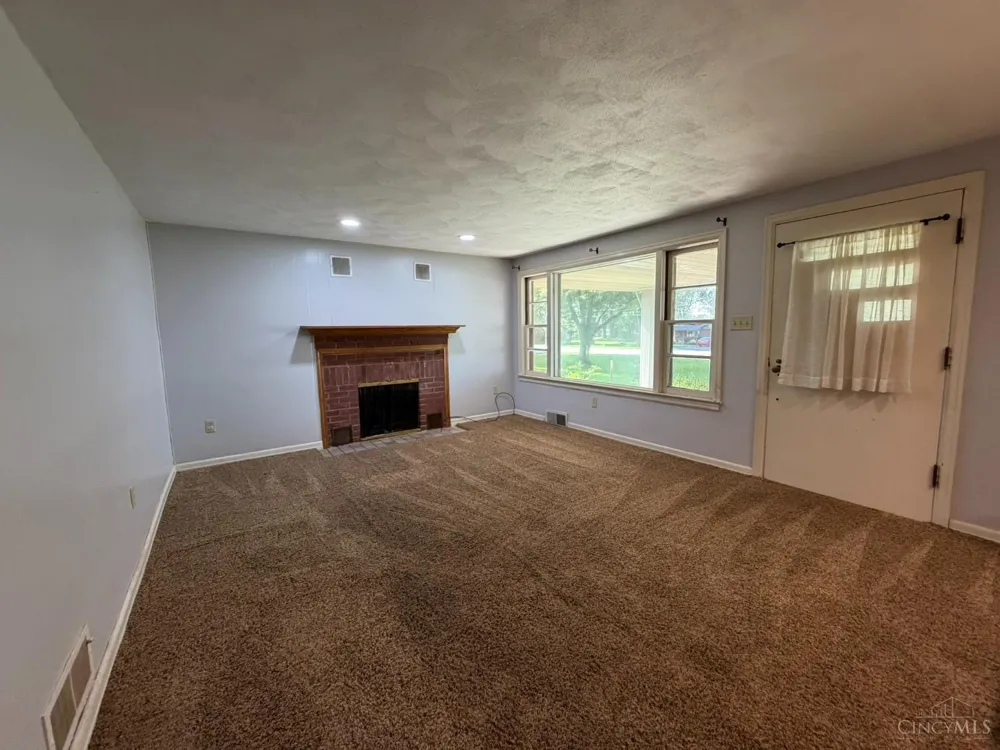 714 St Rt 571 Union City, OH 45390