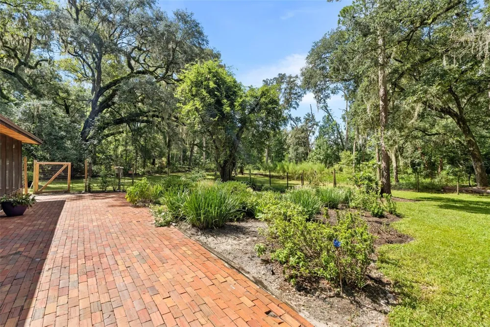 7214 SW 31ST PLACE Gainesville, FL 32608