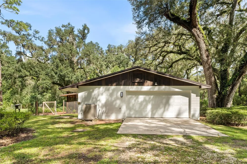 7214 SW 31ST PLACE Gainesville, FL 32608