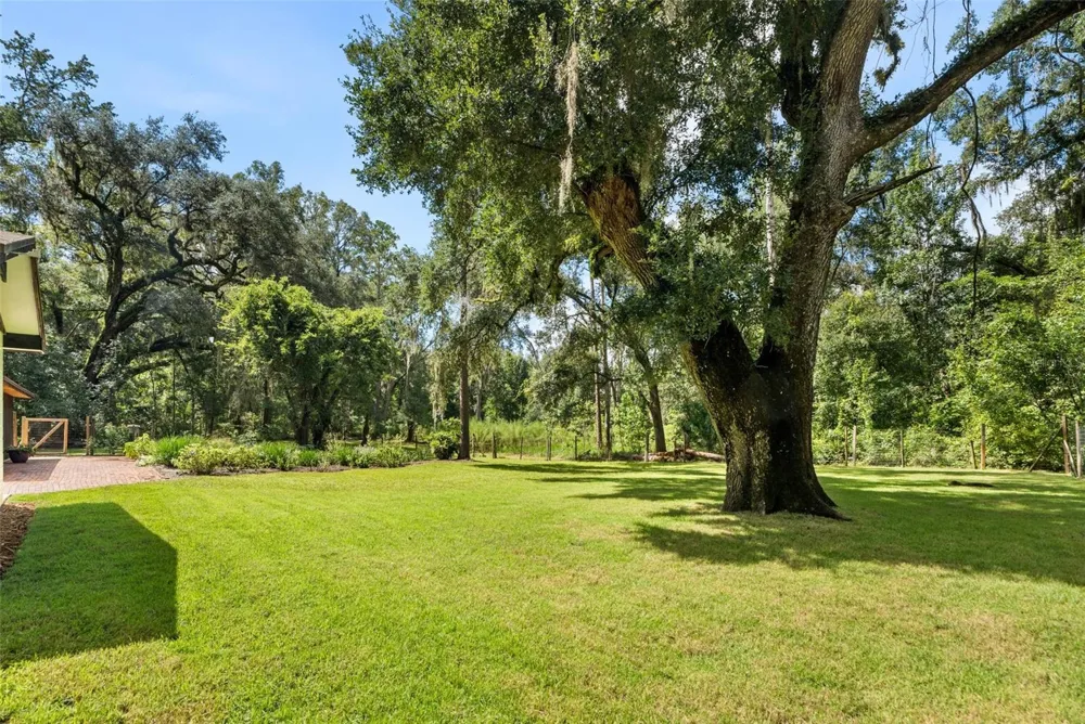 7214 SW 31ST PLACE Gainesville, FL 32608