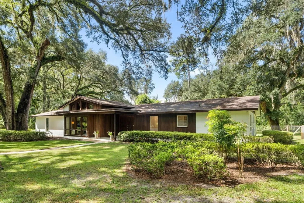 7214 SW 31ST PLACE Gainesville, FL 32608