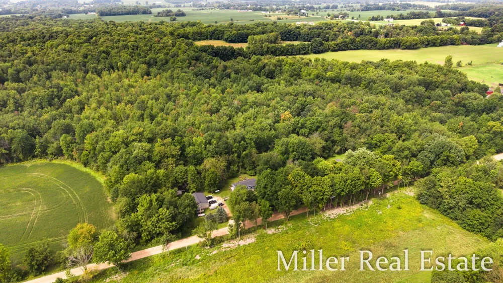 4695 Farrel Road Carlton Township, MI 49058