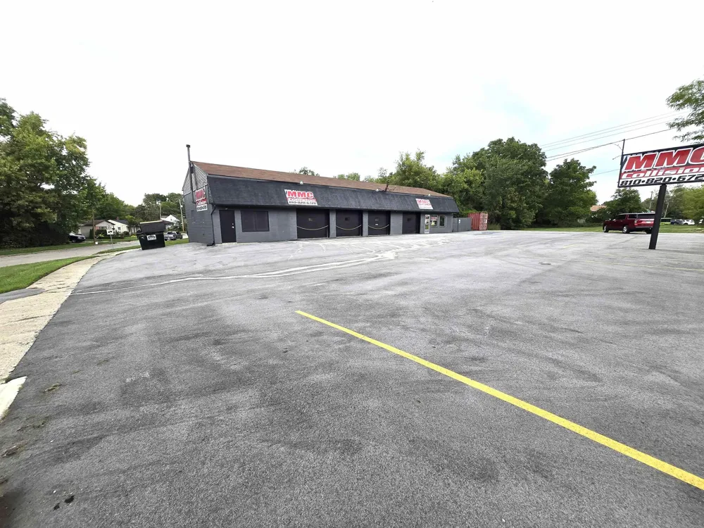 4356 S Saginaw Street Burton City, MI 48529