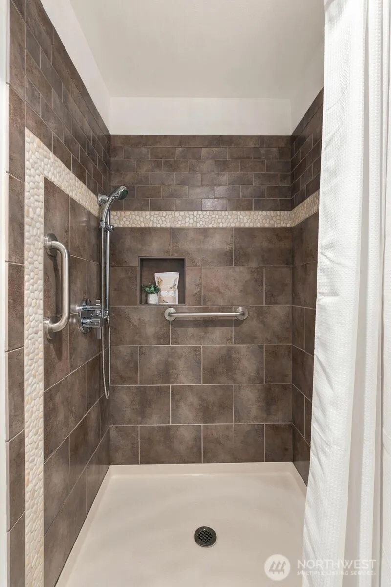 19326 2nd Drive SE #B Bothell, WA 98012