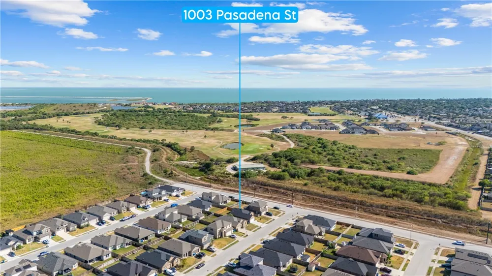 1003 Pasadena Street Portland, TX 78374
