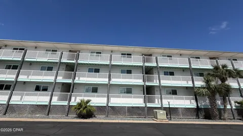 3600 Thomas Drive #D201