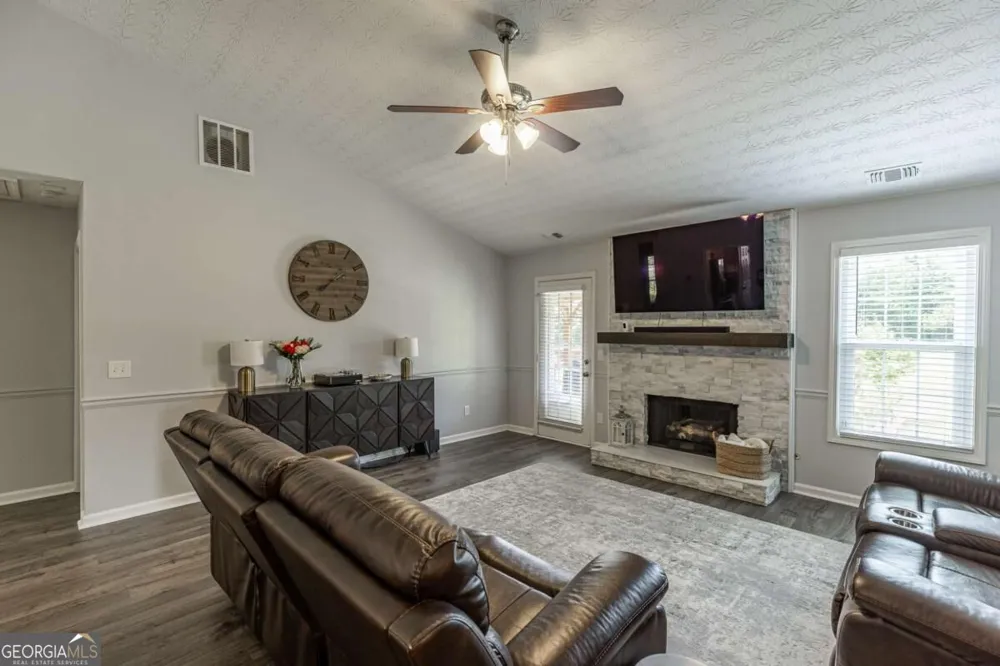 8860 Creekstone Place Gainesville, GA 30506