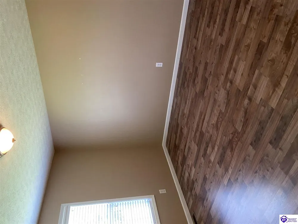 134 Boone Trace Radcliff, KY 40160