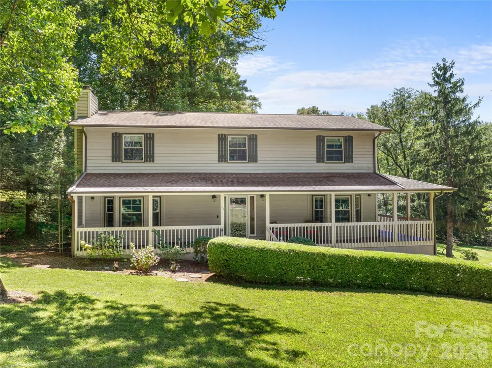 121 Churchill Downs Drive Fairview, NC 28730