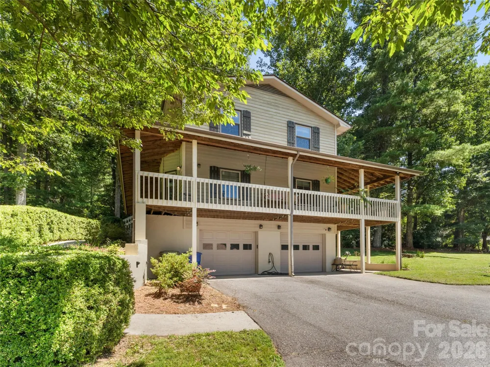 121 Churchill Downs Drive Fairview, NC 28730