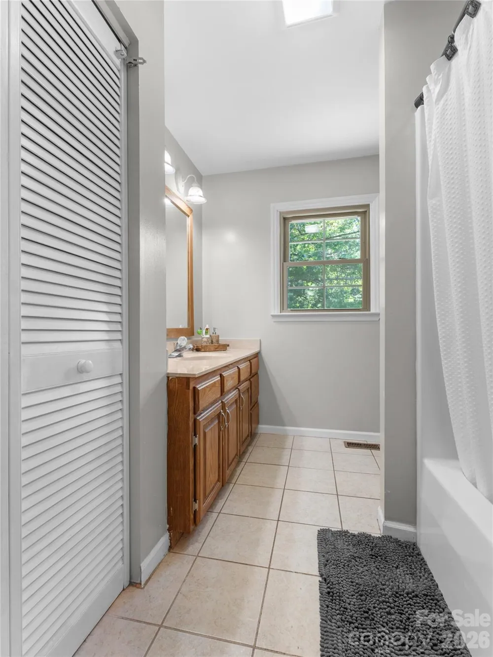 121 Churchill Downs Drive Fairview, NC 28730