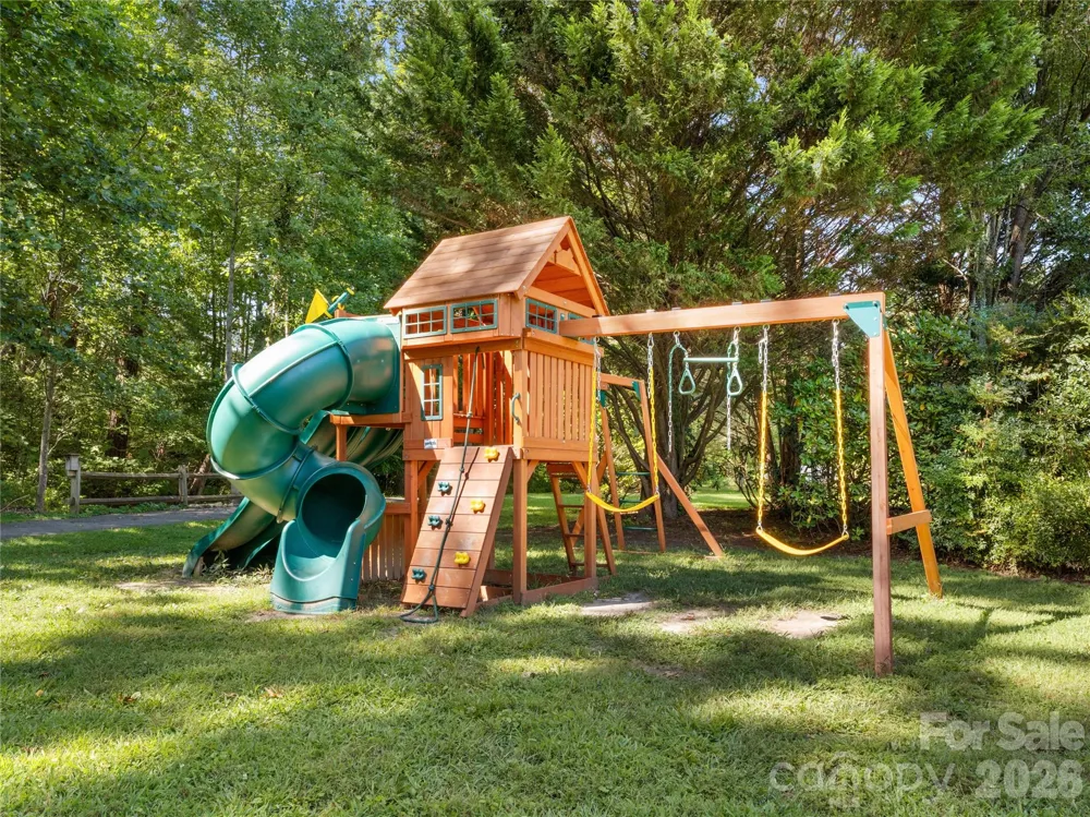 121 Churchill Downs Drive Fairview, NC 28730