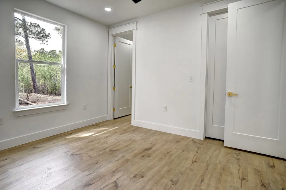 110 Mamalu Bastrop, TX 78602