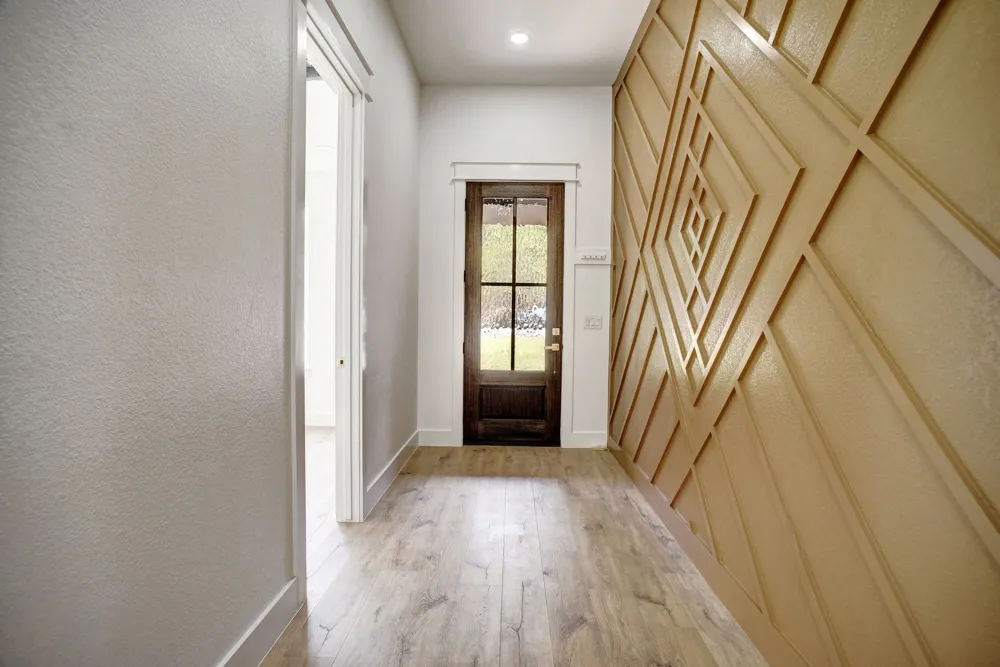 110 Mamalu Bastrop, TX 78602