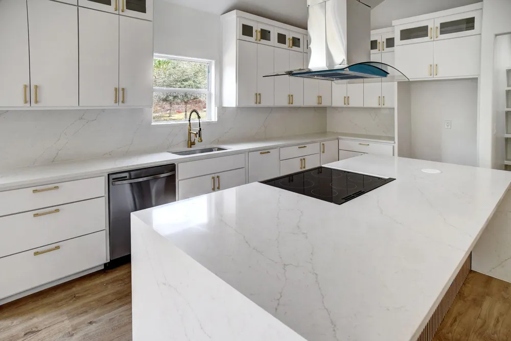 110 Mamalu Bastrop, TX 78602