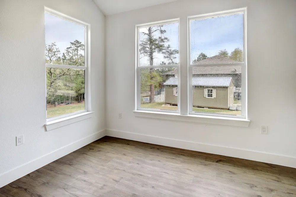 110 Mamalu Bastrop, TX 78602