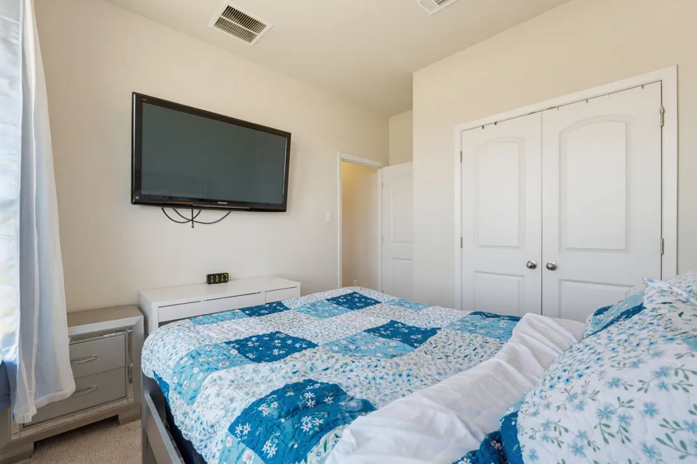 120 Blue Agate Court Jarrell, TX 76537
