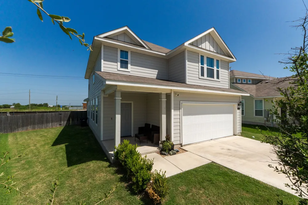 120 Blue Agate Court Jarrell, TX 76537
