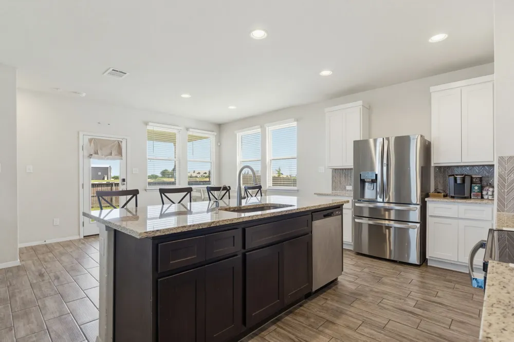 120 Blue Agate Court Jarrell, TX 76537