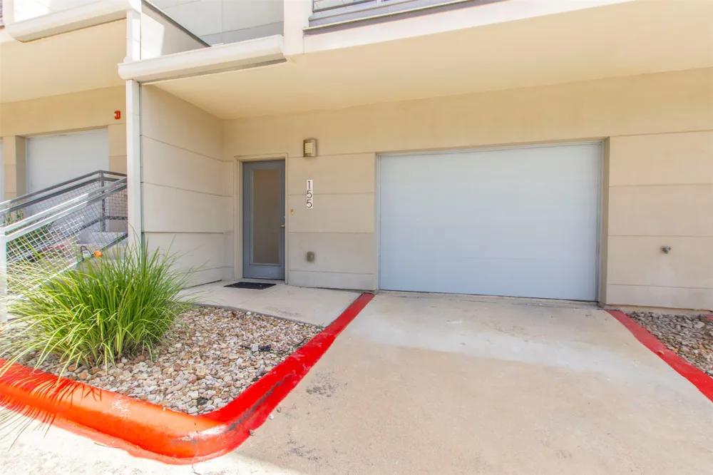 604 Bluff Drive #155 Austin, TX 78745