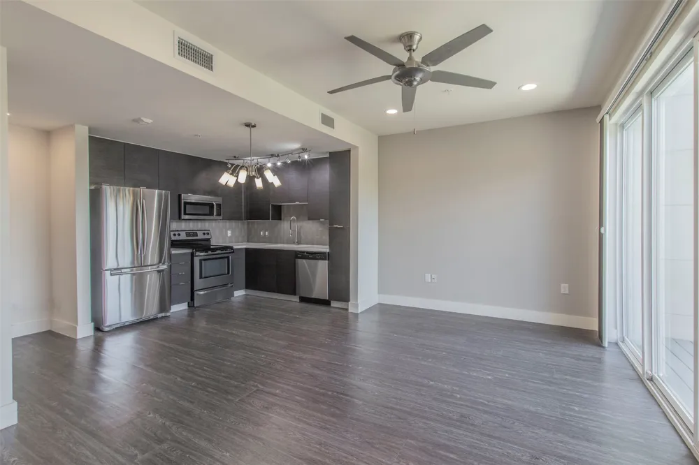 604 Bluff Drive #155 Austin, TX 78745