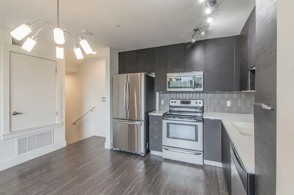 604 Bluff Drive #155 Austin, TX 78745