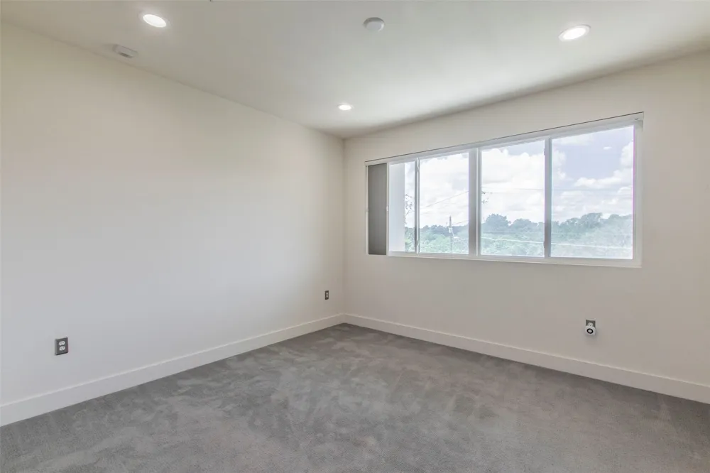 604 Bluff Drive #155 Austin, TX 78745