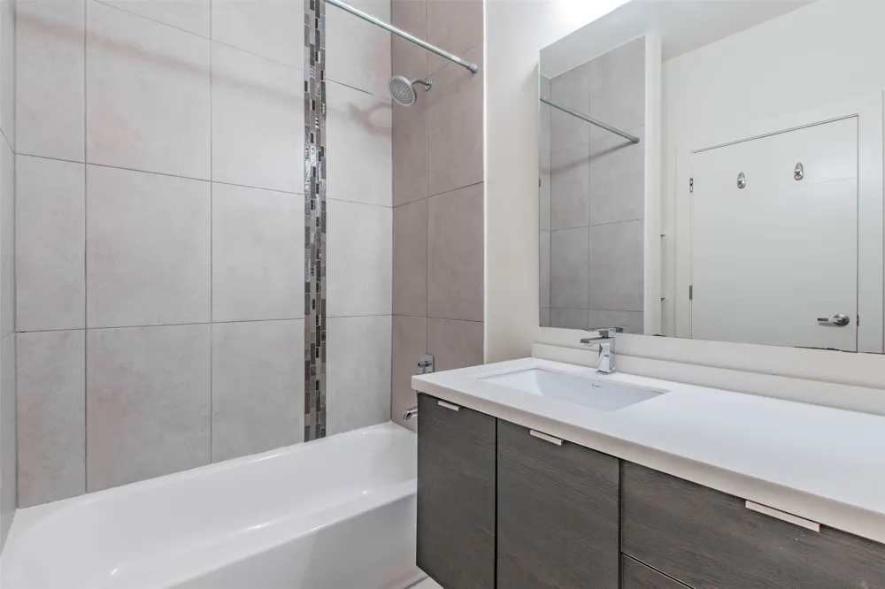 604 Bluff Drive #155 Austin, TX 78745