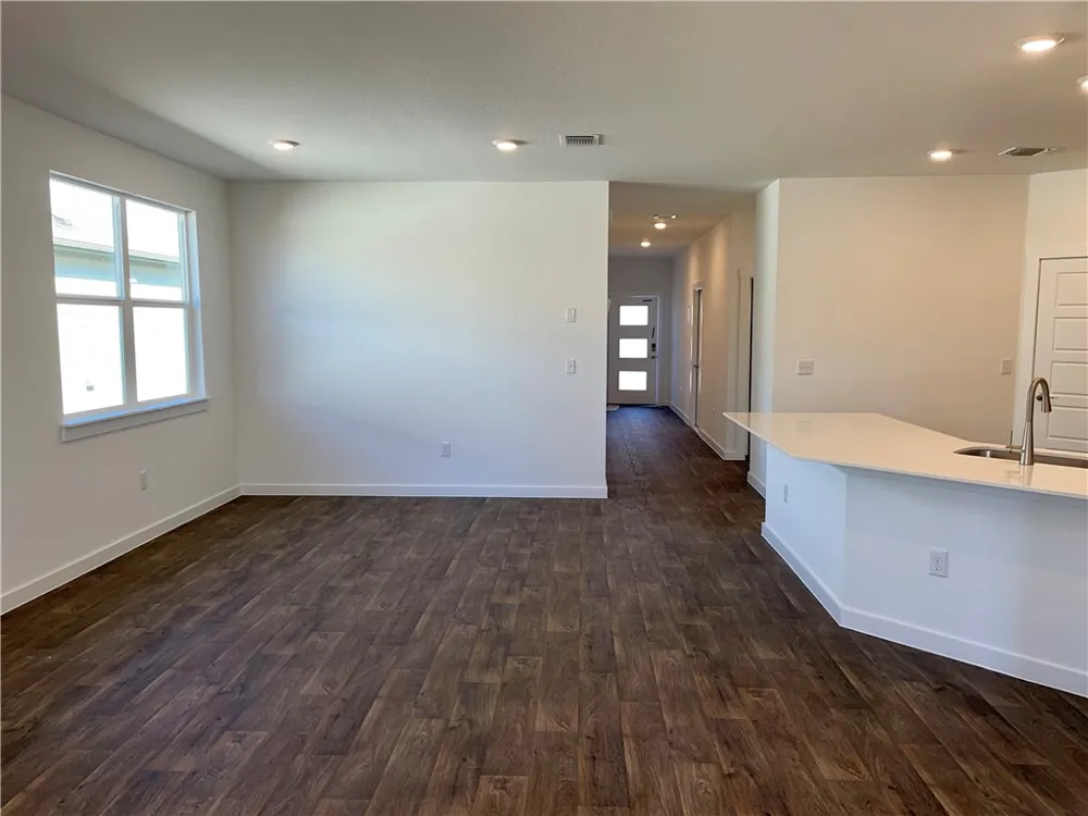 3025 Egan Drive Pflugerville, TX 78660