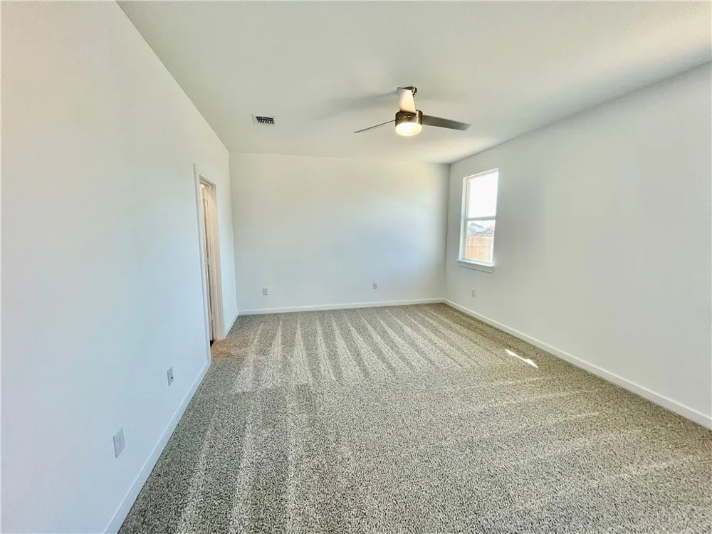 3025 Egan Drive Pflugerville, TX 78660
