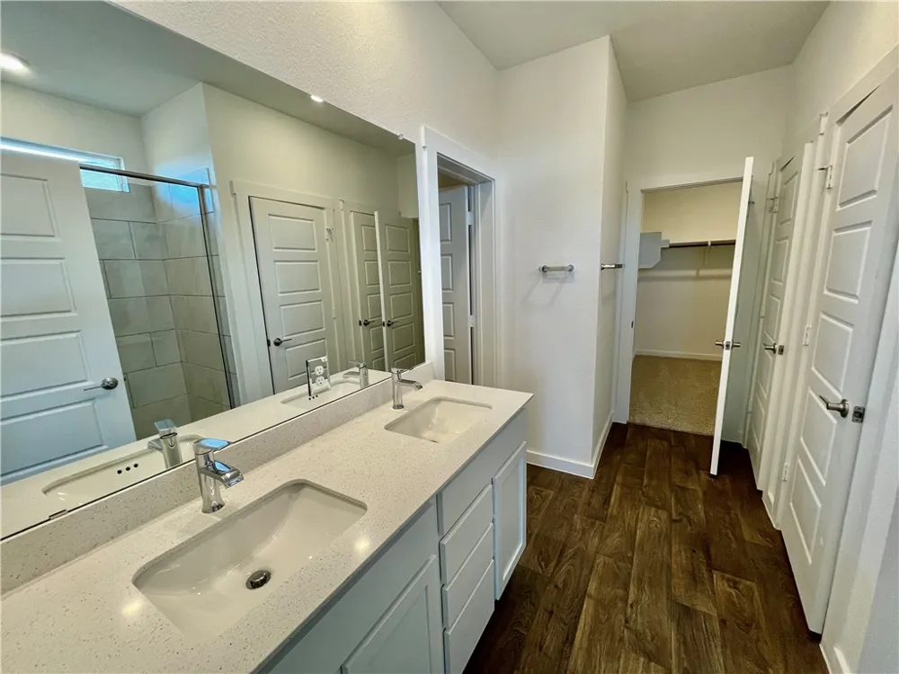 3025 Egan Drive Pflugerville, TX 78660