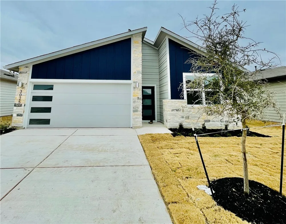 3025 Egan Drive Pflugerville, TX 78660