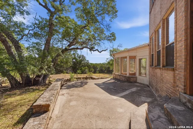 20623 HELOTES CREEK RD Helotes, TX 78023