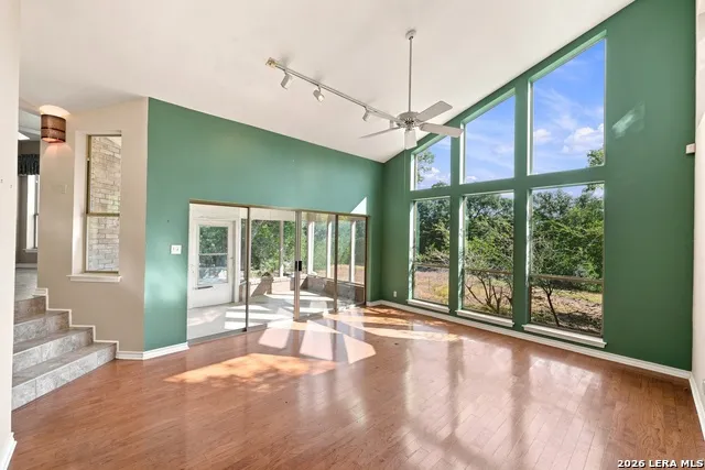 20623 HELOTES CREEK RD Helotes, TX 78023