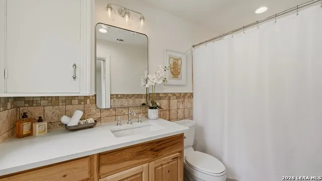 596 WILLOW AVE New Braunfels, TX 78130