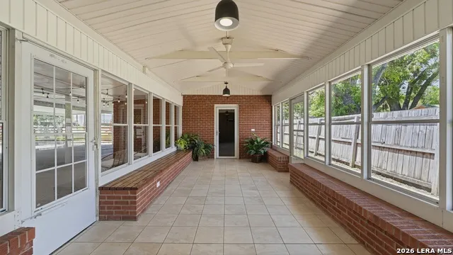 596 WILLOW AVE New Braunfels, TX 78130