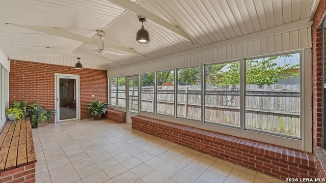 596 WILLOW AVE New Braunfels, TX 78130