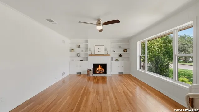 596 WILLOW AVE New Braunfels, TX 78130