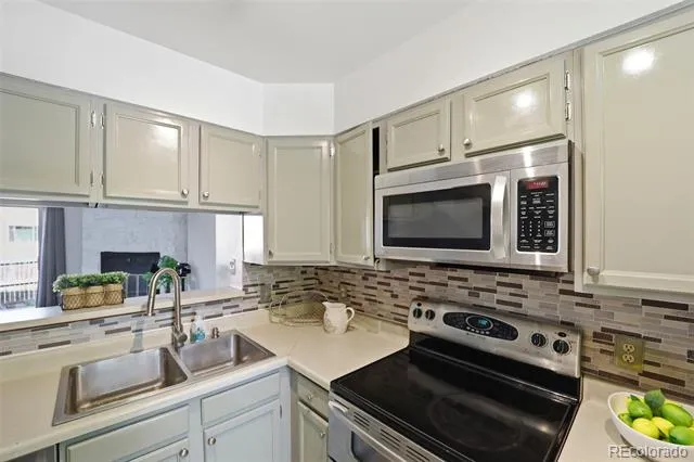 9509 Coal  Mine Avenue W #B Littleton, CO 80123